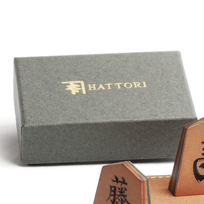 【受注生産受付中】オールレザー飾り駒「王将」サイズ小（彫り師 亘山）