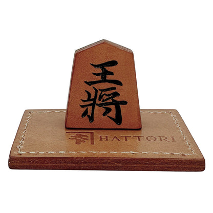 【受注生産受付中】オールレザー飾り駒「王将」サイズ小（彫り師 亘山）