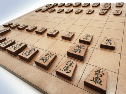 【受注生産受付中】オールレザー「本格牛革将棋駒」セット（彫り師 暁）